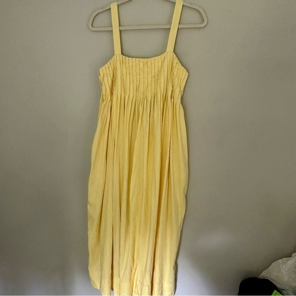 Banana Republic Linen Blend Butter Yellow Drapey Flowy Midi Sundress - small - Picture 2 of 6
